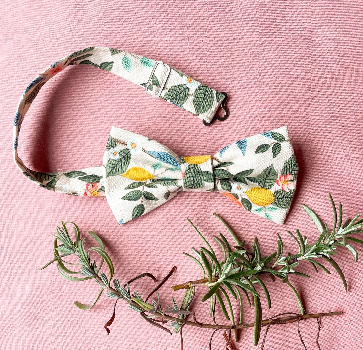 Girl's Vintage Bow