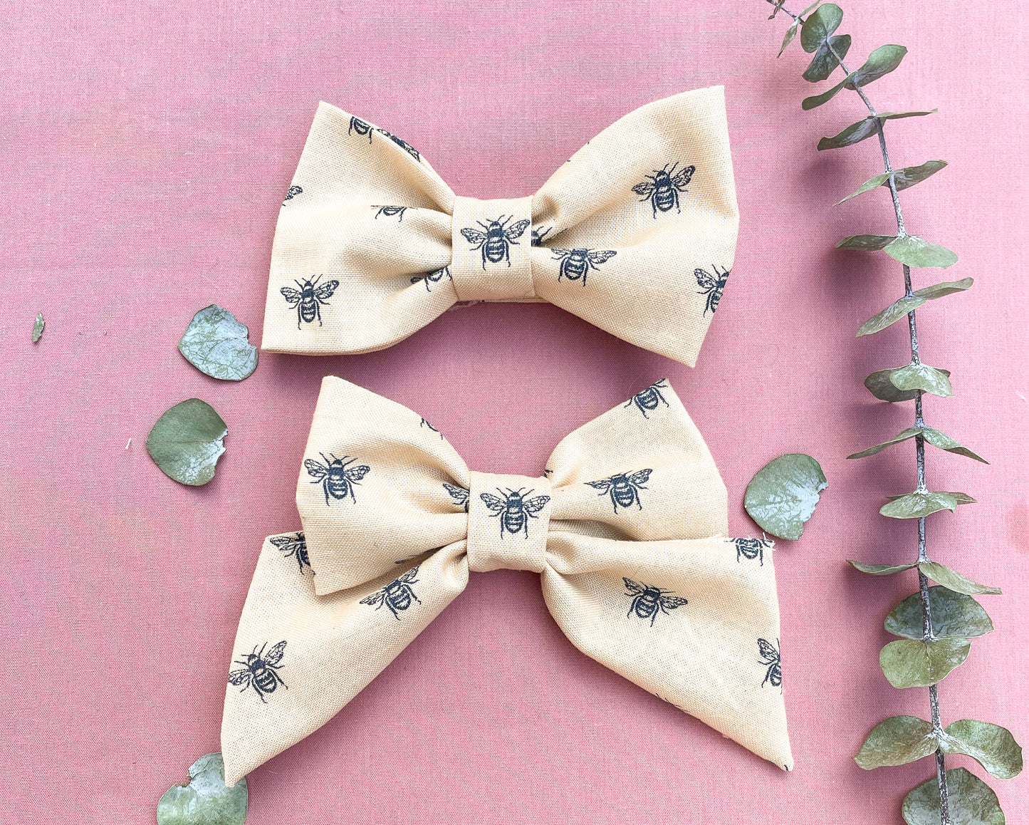 Girl's Vintage Bow