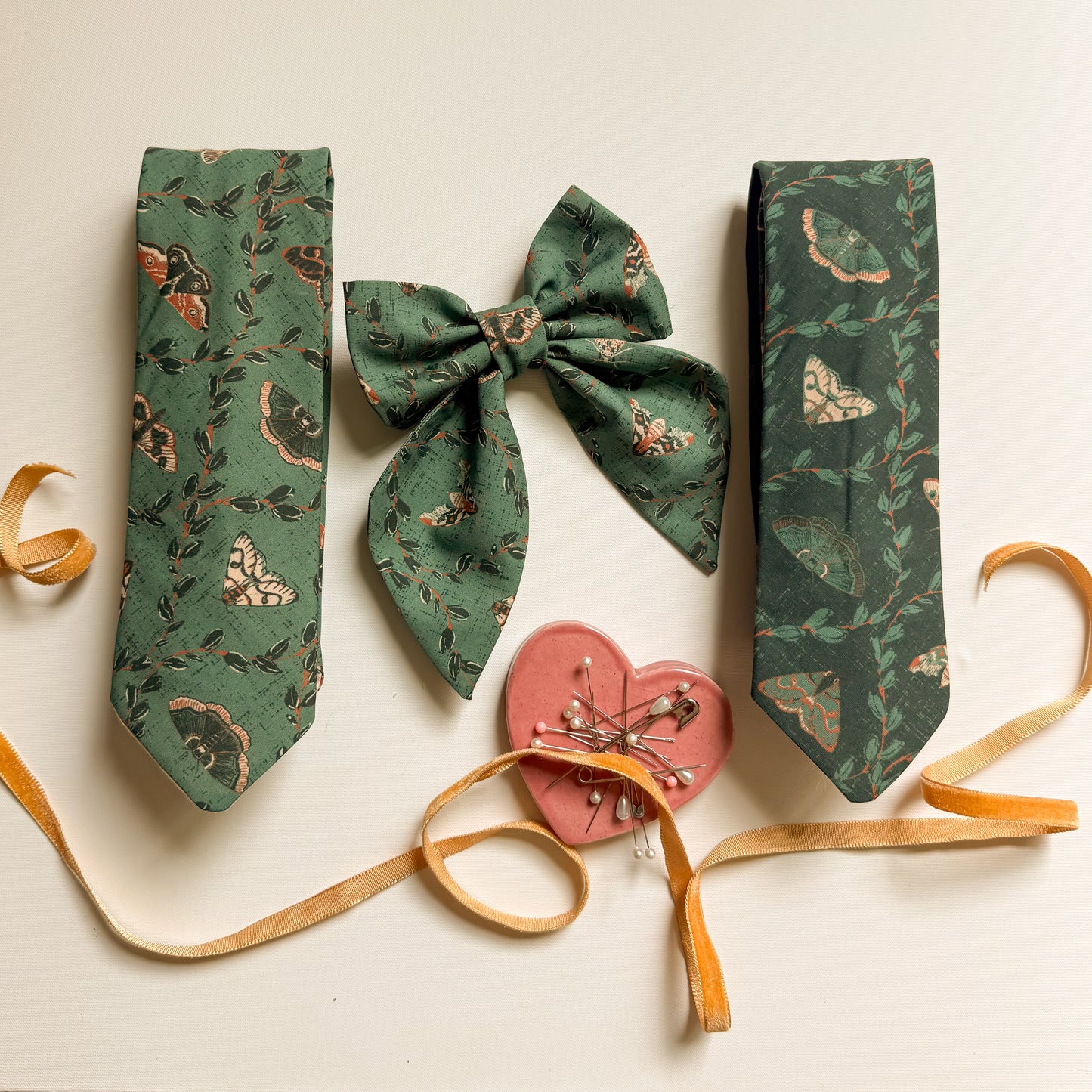 Girl's Vintage Bow